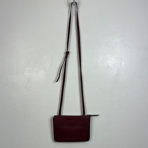 J. Jill Burgundy Leather Adjustable Strap Crossbody Bag - Picture 2 of 10